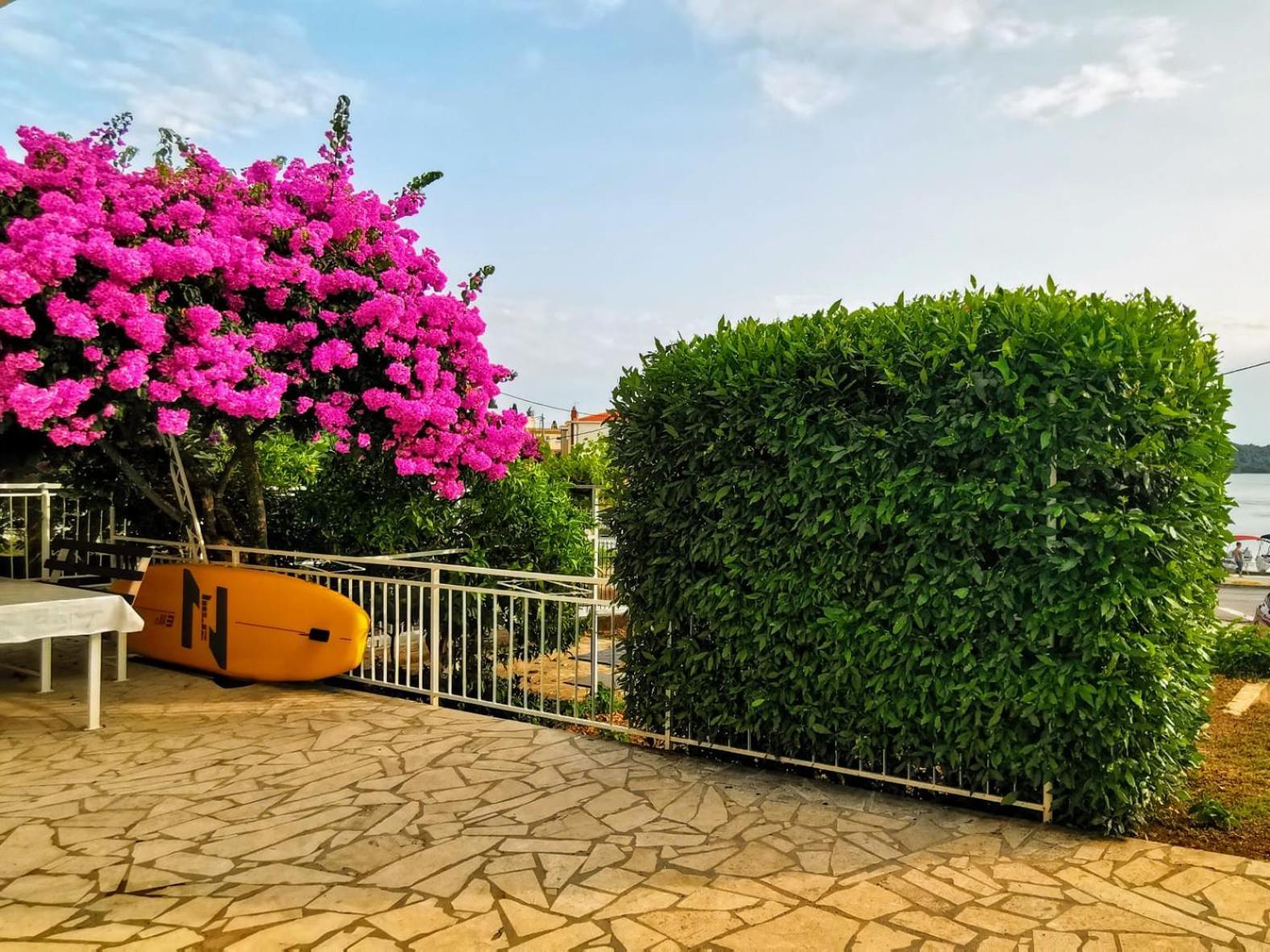 Apartman Simac Okrug Gornji Trogir Exterior foto